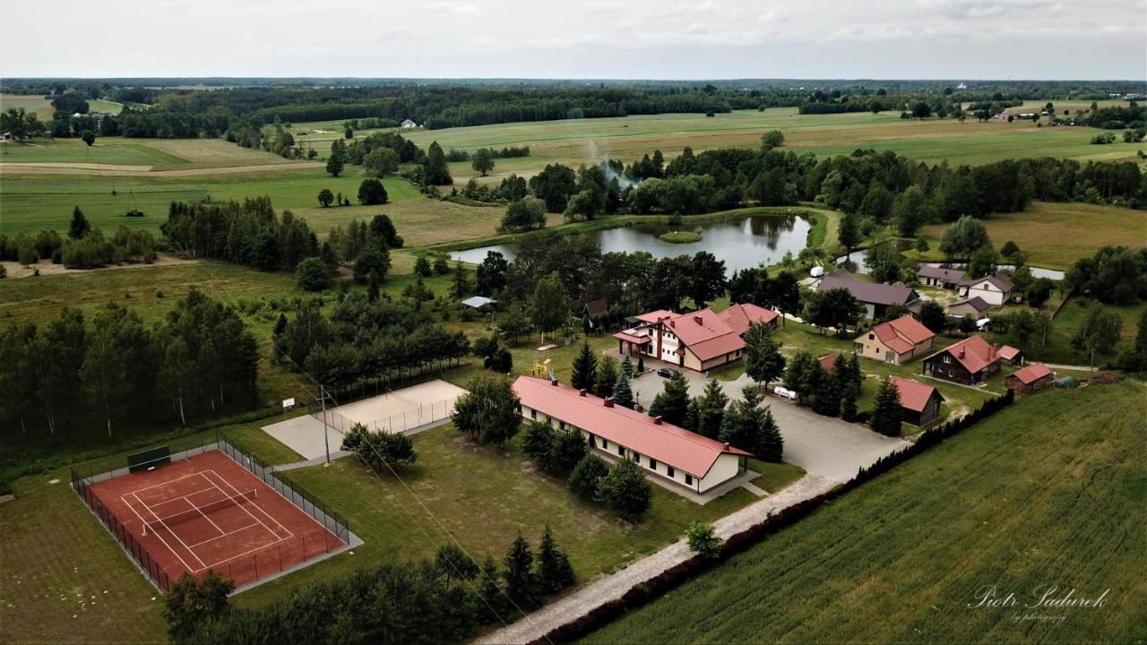 Hotel Tawerna-Stawiska Garbatka-Letnisko Exterior foto