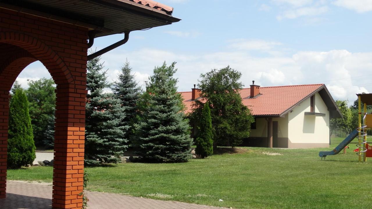 Hotel Tawerna-Stawiska Garbatka-Letnisko Exterior foto