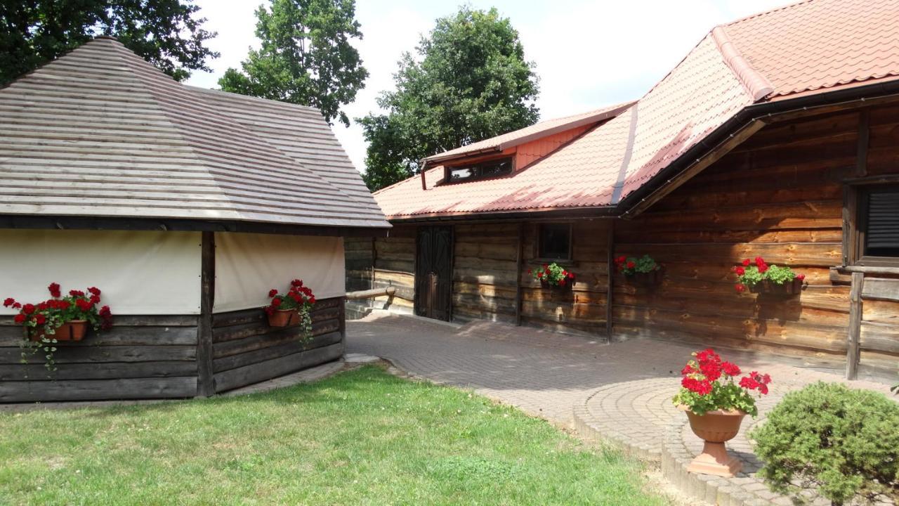 Hotel Tawerna-Stawiska Garbatka-Letnisko Exterior foto